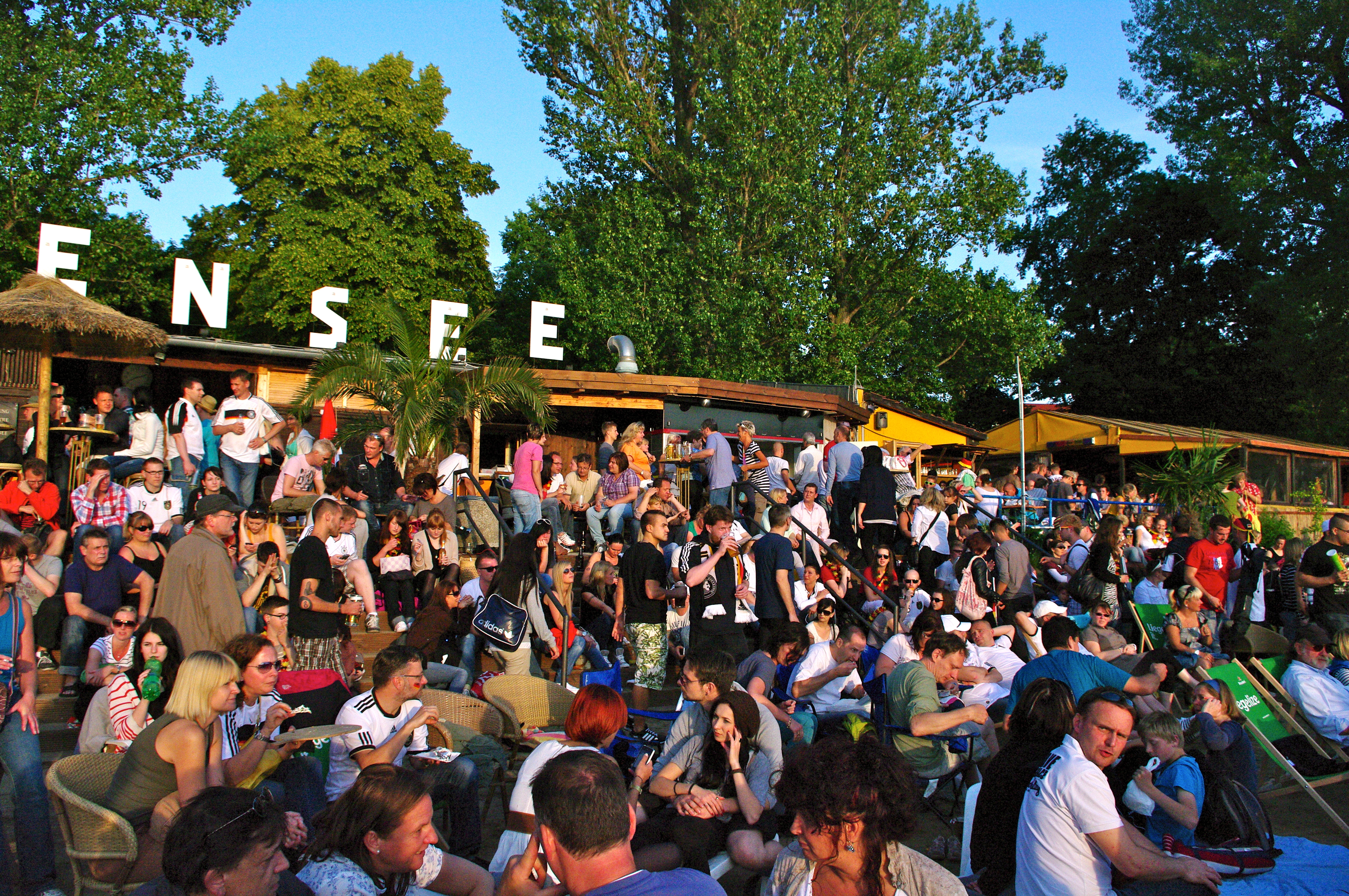 Public Viewing in Berlin Public Viewing in Berlin